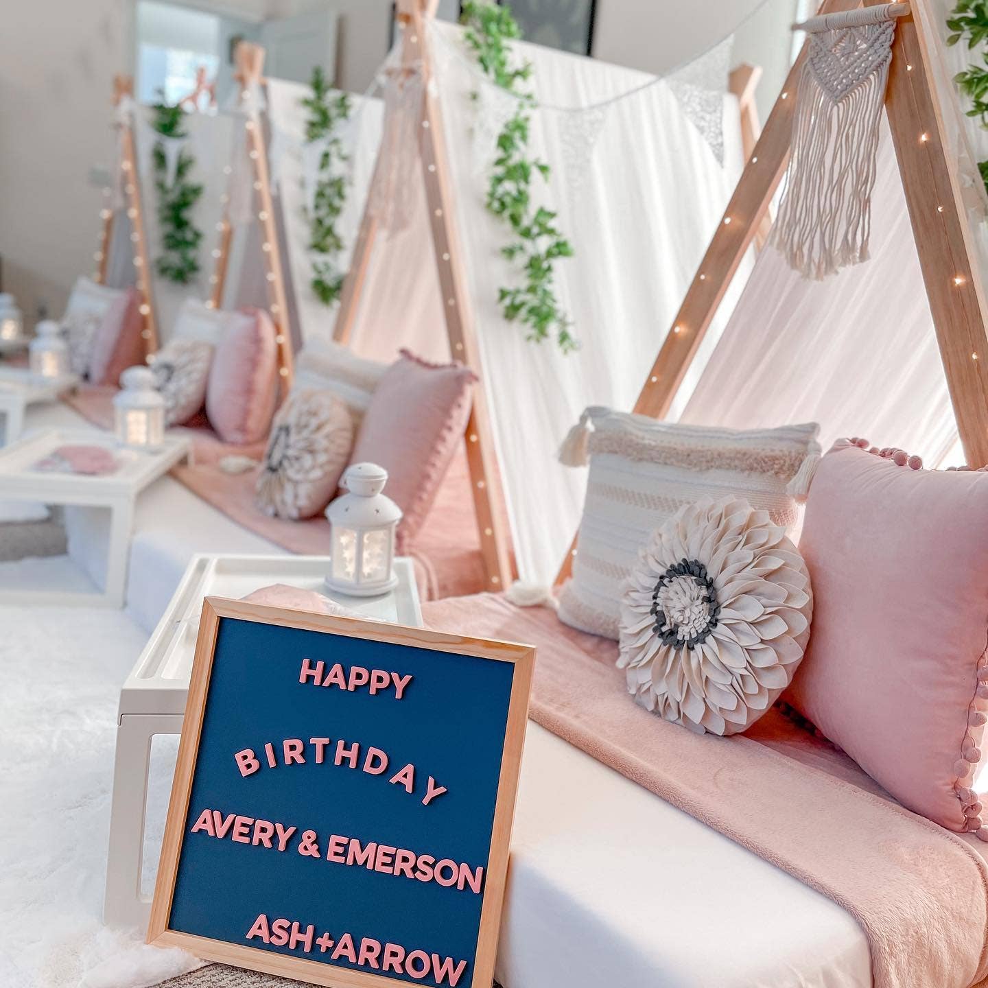 1" 200pc Rose Pink Magnetic Letters